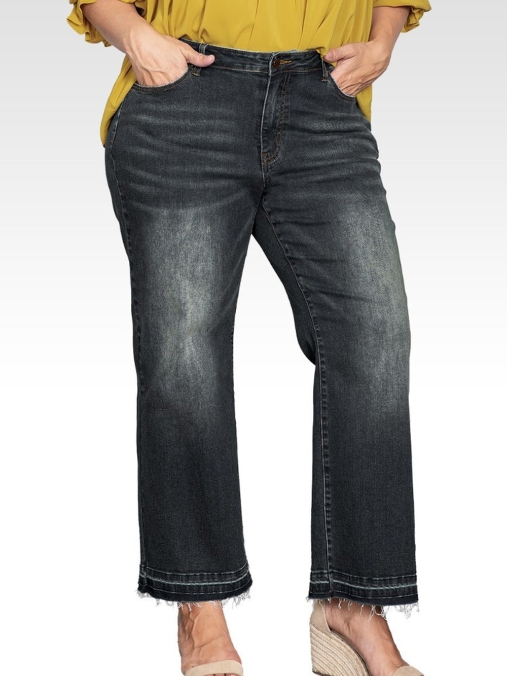 Plus Size Cropped Wide Leg Jeans - Black Vintage